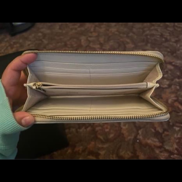 Michael Kors Wallet - Picture 3 of 3